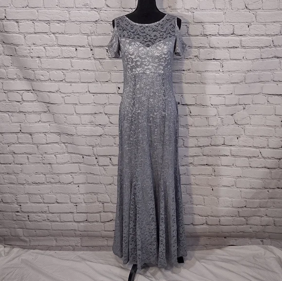 R & M Richards | Dresses | Rm Richards Formal Lace Dress | Poshmark